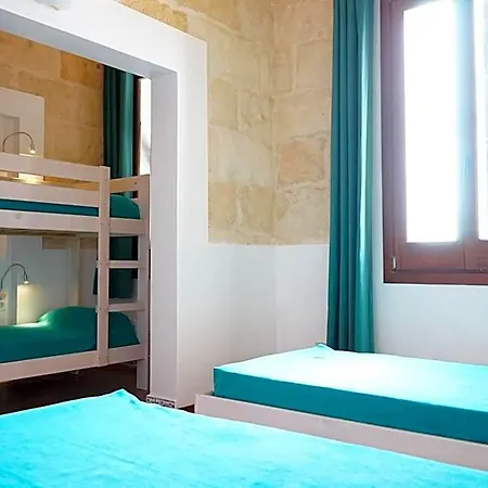Menorca Hostel *